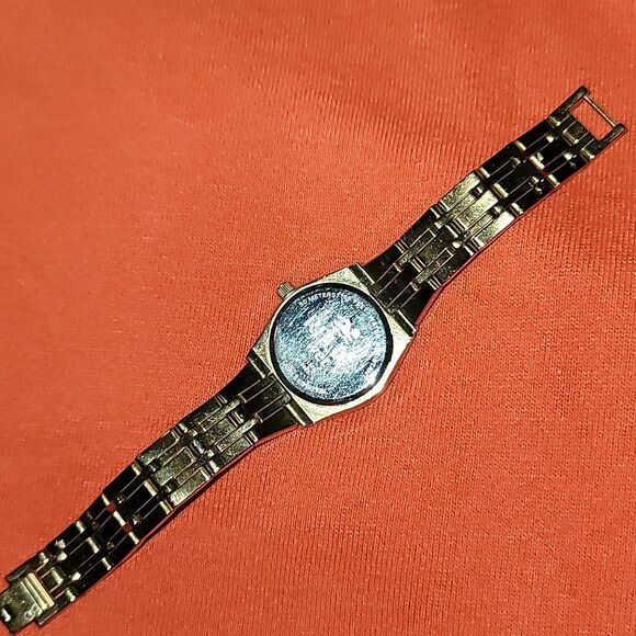 Relic by Fossil Womens Queen's Court Quartz Stainless Steel Goldtone Sport Watch - Picture 9 of 11